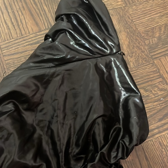 Black faux leather rouged leggings - Picture 4 of 4